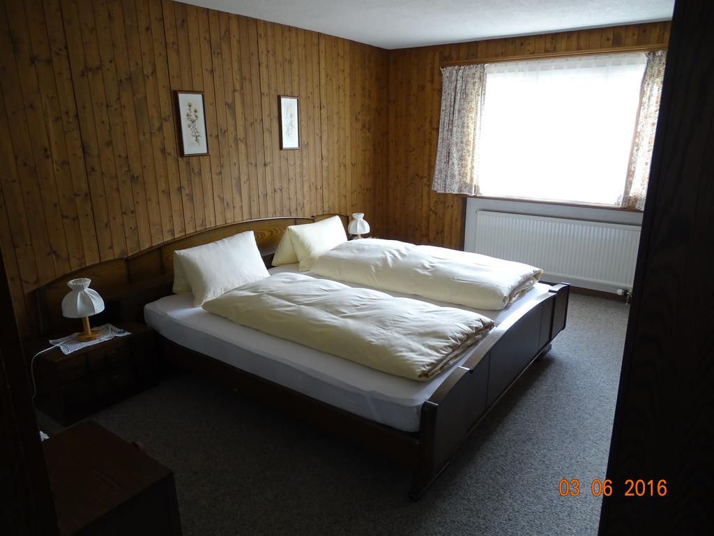 Hotel Old-Jnn Saas im Prattigau Room photo